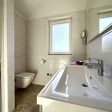Villa Amarie Comfortable Vrbnik (Primorje-Gorski Kotar)
