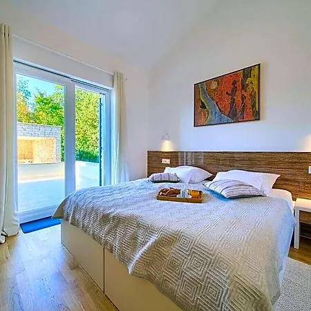 Villa Amarie Comfortable Vrbnik (Primorje-Gorski Kotar)