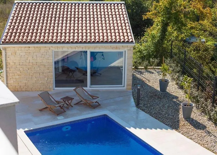Amarie Comfortable Vila